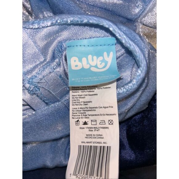 Bluey costume size 3T/4T - Picture 7 of 7